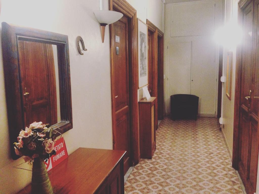 Roi Suite Rome Extérieur photo